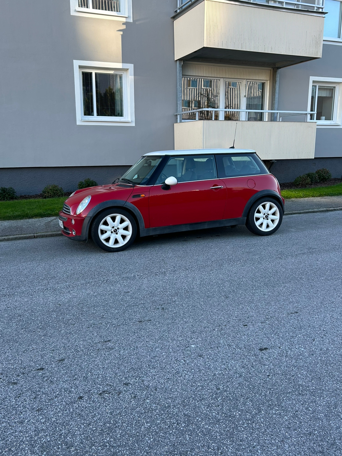 MINI Cooper Manuell 2005, bild 2/5