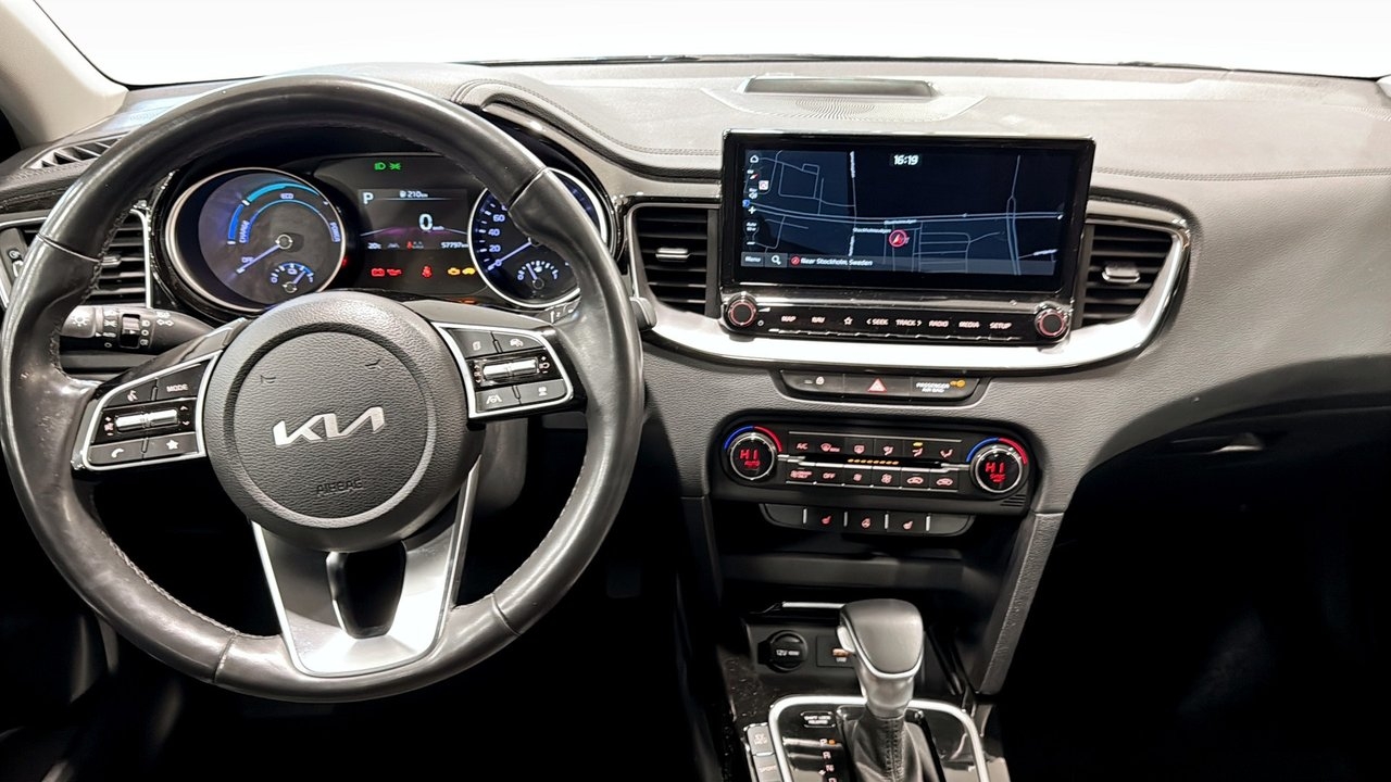 Kia Ceed 1.6 GDI Advance 2024, bild 7/10