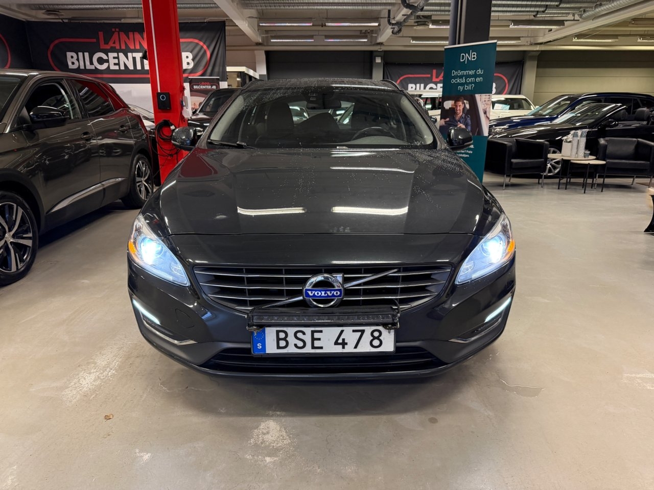 Volvo V60 2015, bild 2/10