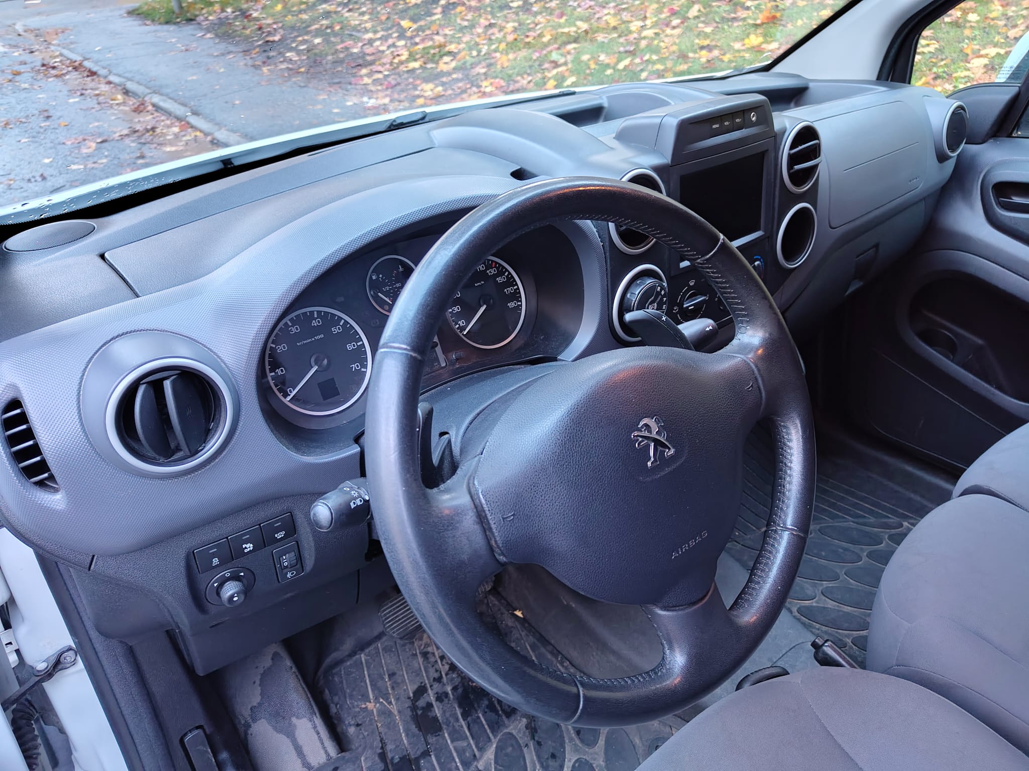 Peugeot Partner 2016, bild 7/9