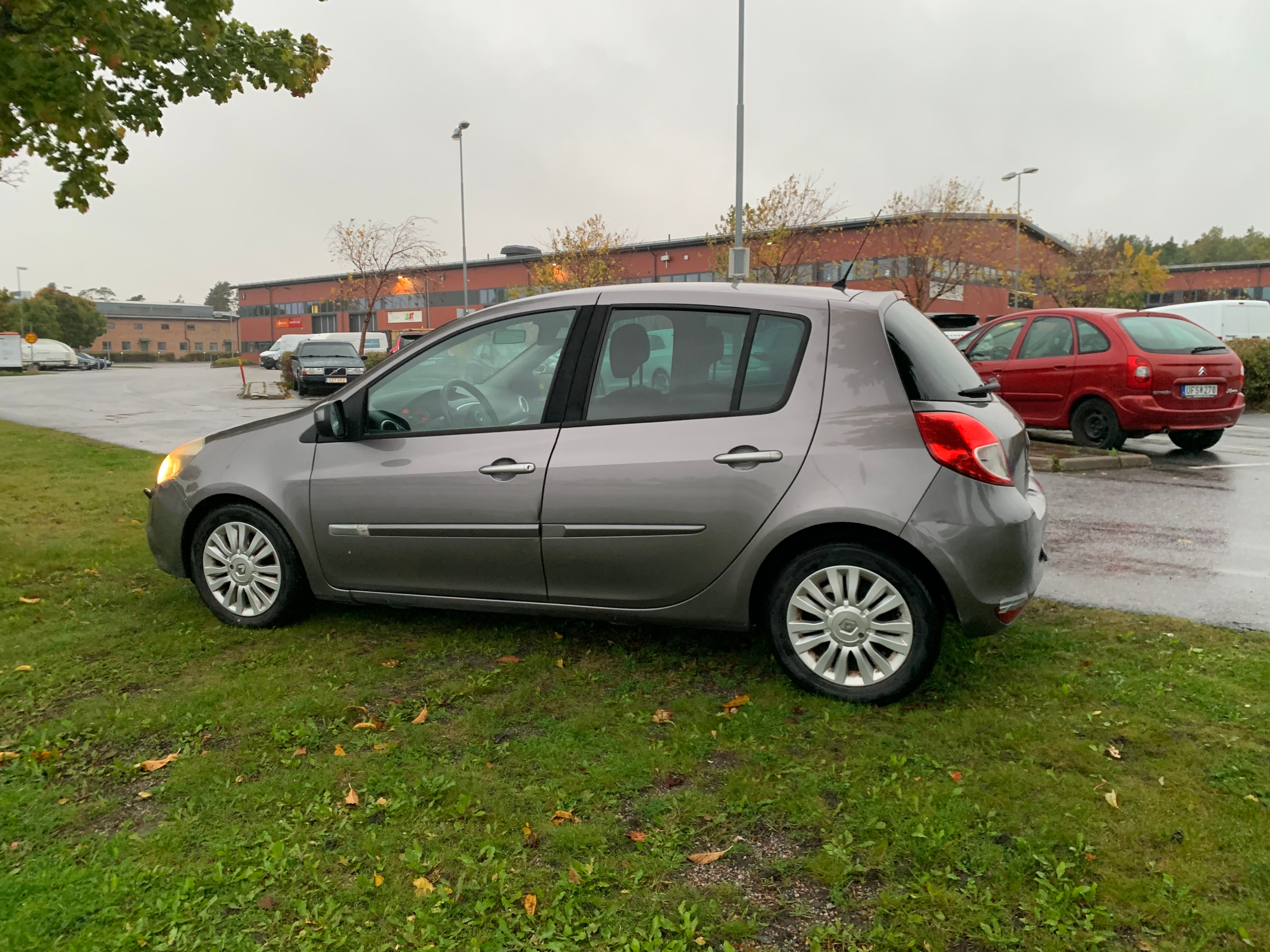 Renault Clio 2010, bild 3/6