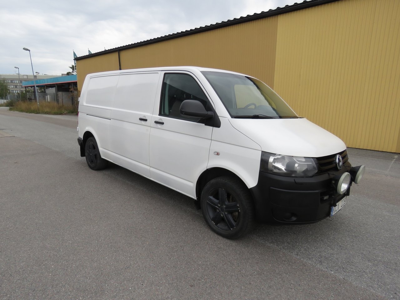 Volkswagen Transporter 2.0 BiTDI 2010, bild 2/10