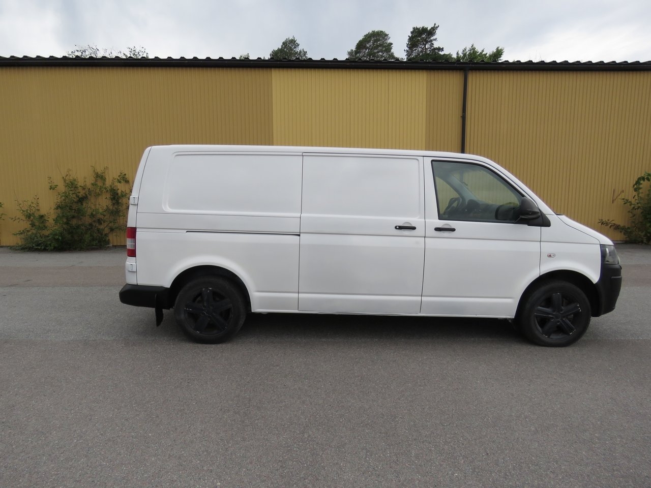 Volkswagen Transporter 2.0 BiTDI 2010, bild 4/10