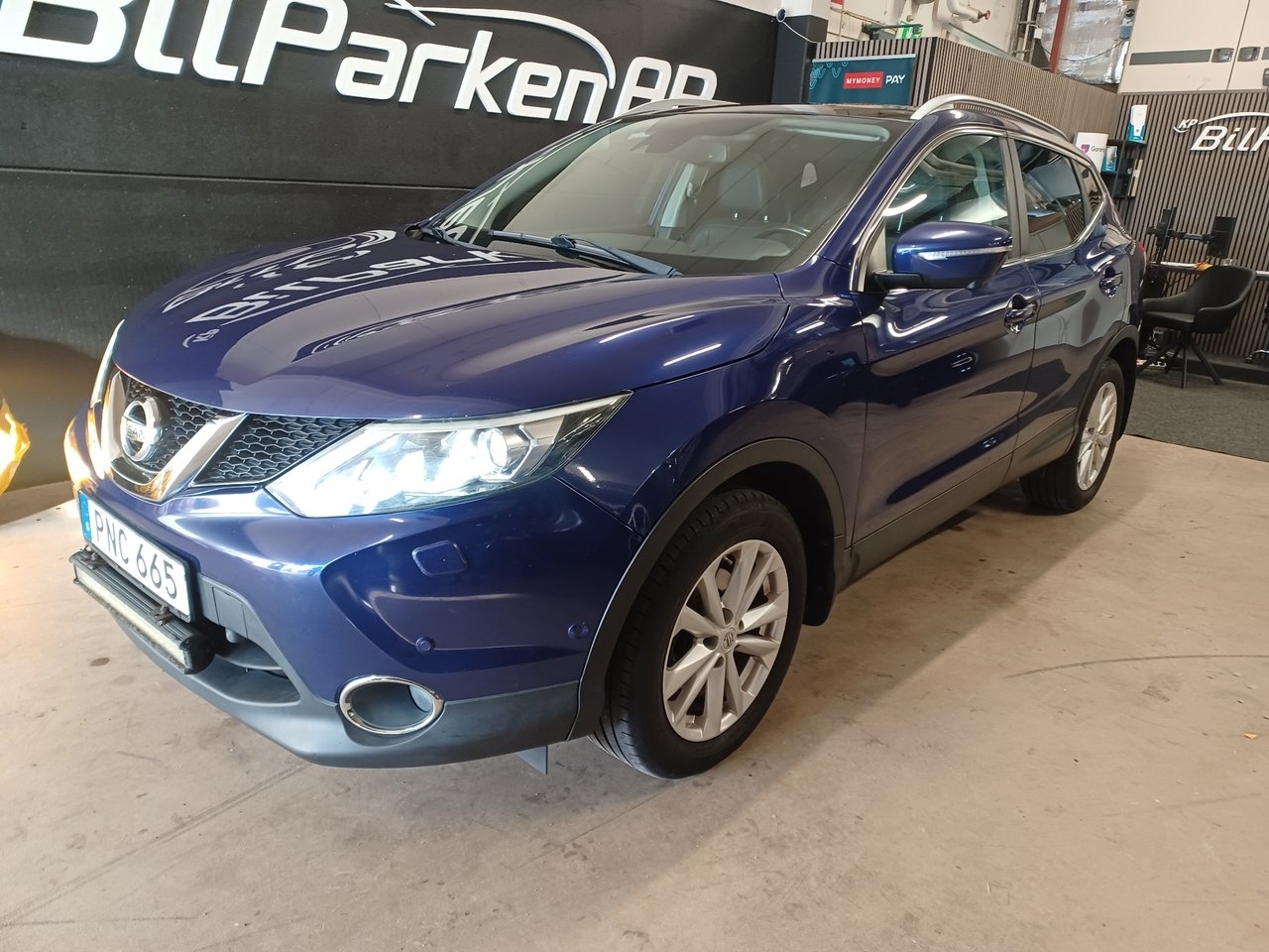 Nissan Qashqai 1.5 dCi DPF Tekna 2014, bild 2/10