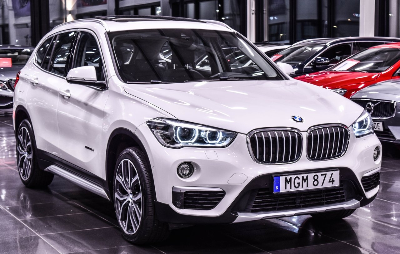 BMW X1 sDrive18d Steptronic xLine 2016, bild 5/10