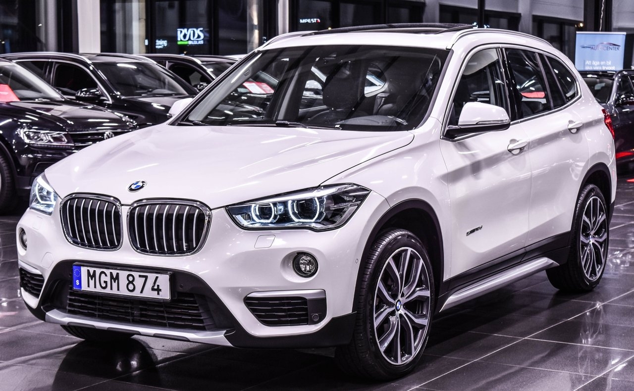 BMW X1 sDrive18d Steptronic xLine 2016, bild 4/10