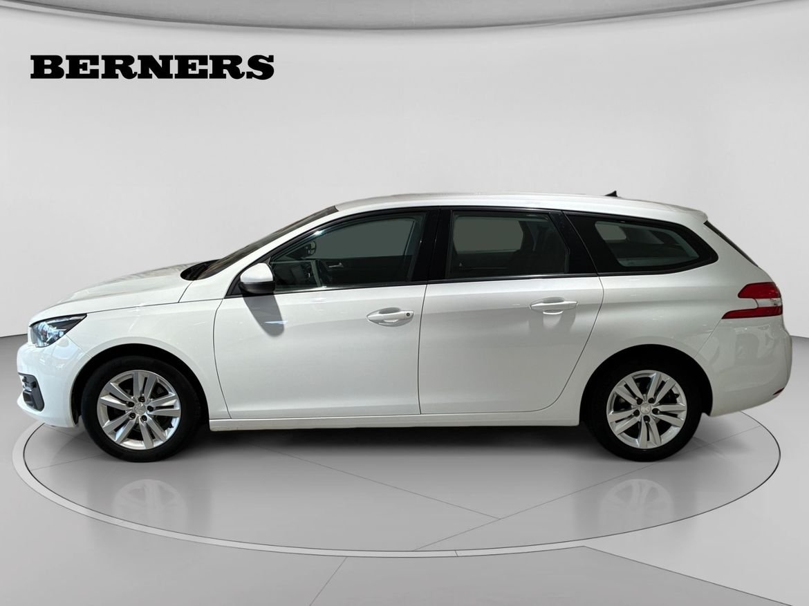 Peugeot 308 SW BlueHDi 131hk/ Manuell 2019, bild 2/10