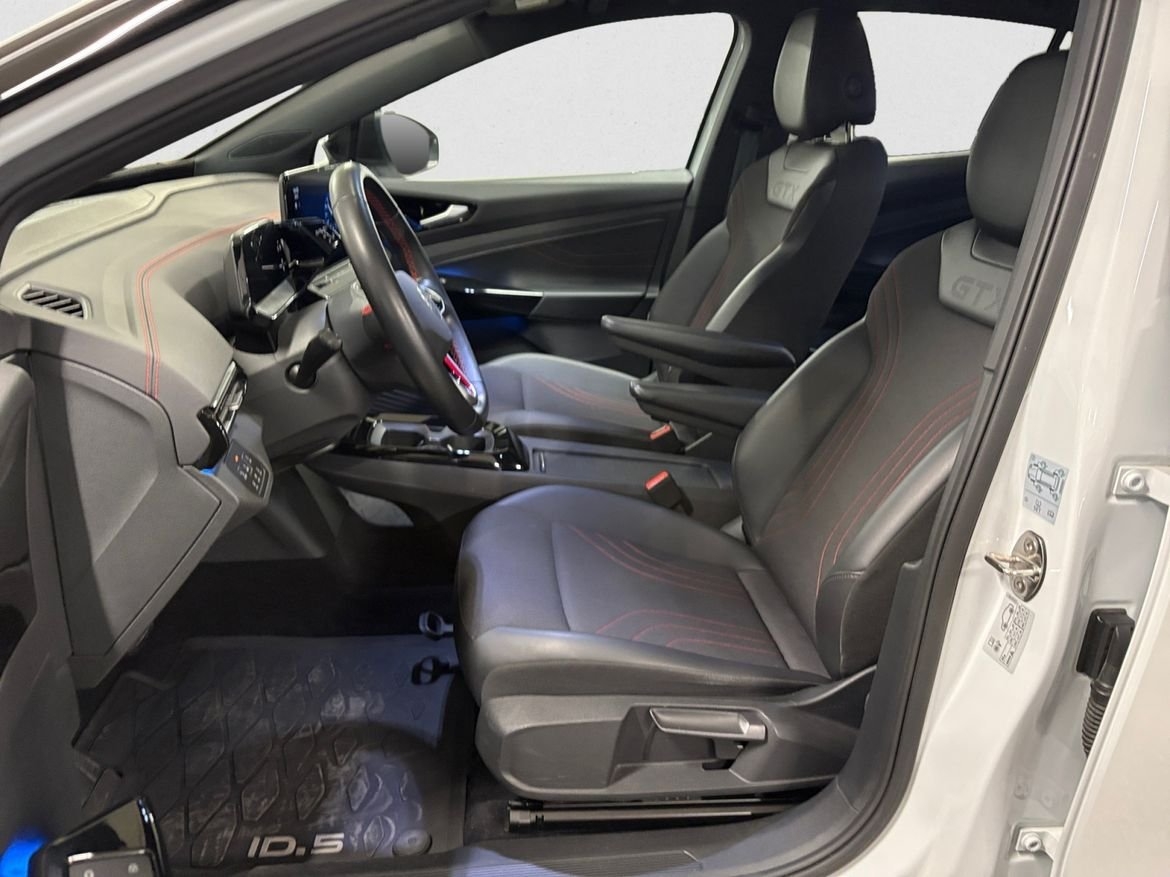 Volkswagen ID.5 GTX 4M 77 kWh 299 HK 2023, bild 5/8
