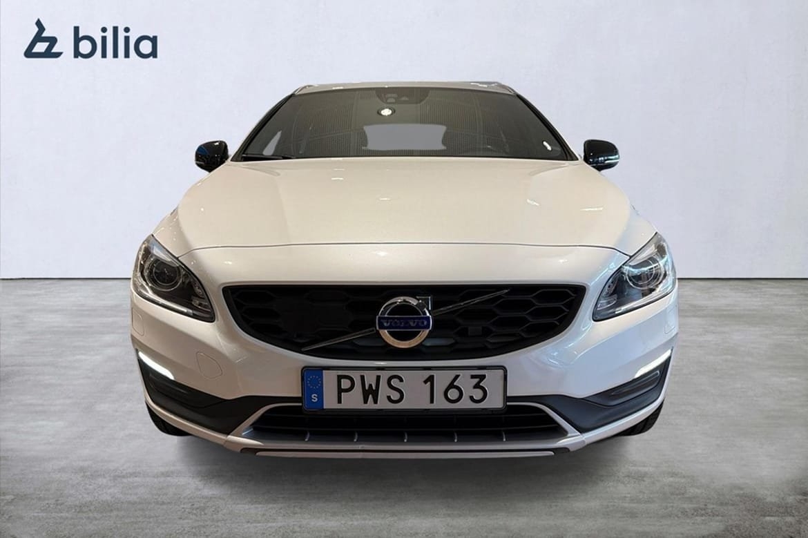 Volvo V60 Cross Country D4 Summum 2017, bild 2/10