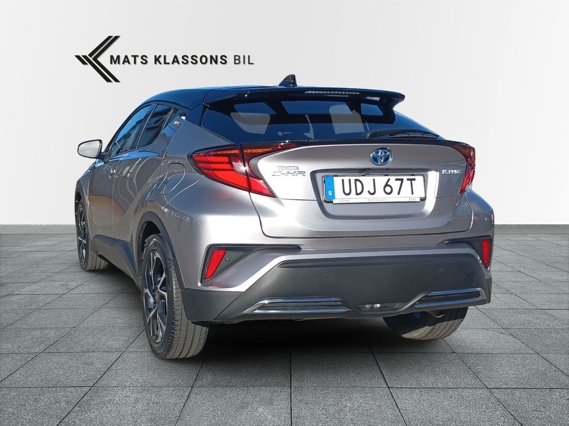 Toyota C-HR 2.0 Hybrid 2020, bild 2/10