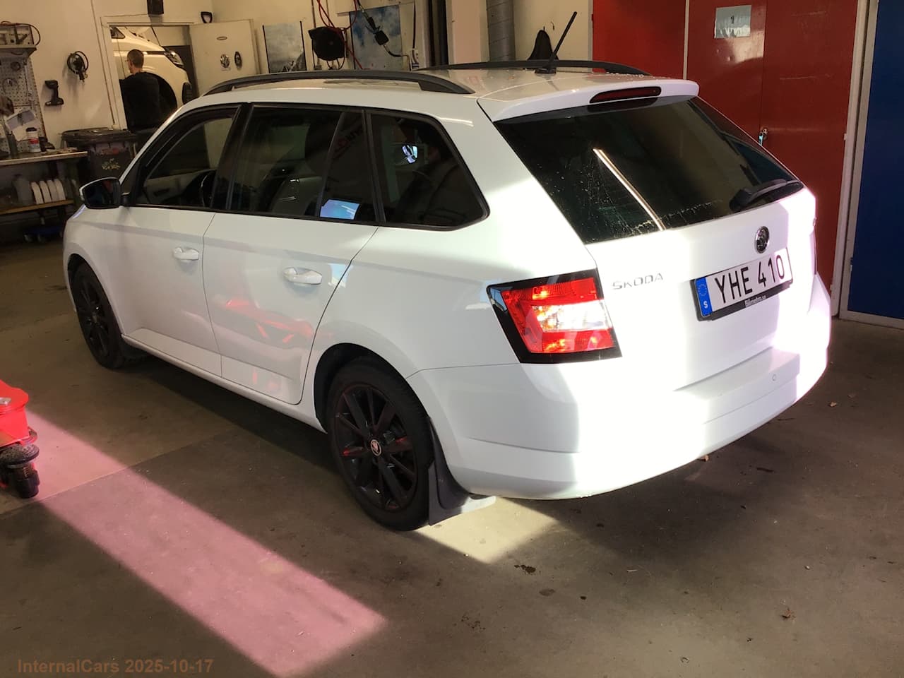 Skoda Fabia 1.2 TSI 2017, photo 3/5