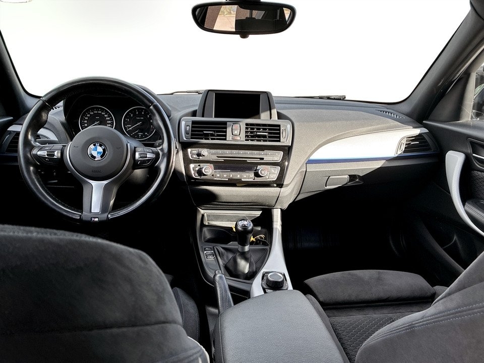 BMW 118 2016, bild 6/10