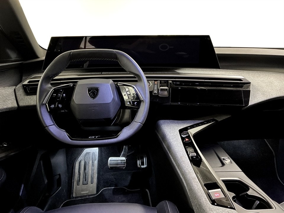 Peugeot 5008 1.2 Hybrid 145 GT 2025, bild 6/10