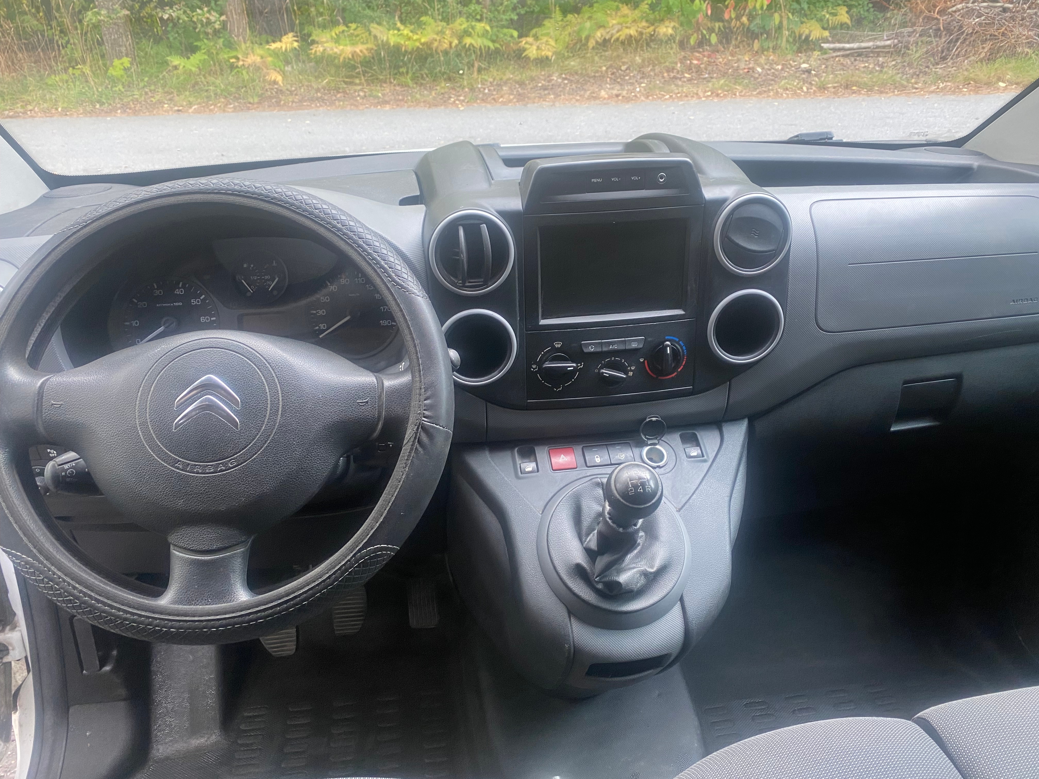Citroen Berlingo BlueHDi 100 2017, photo 6/6