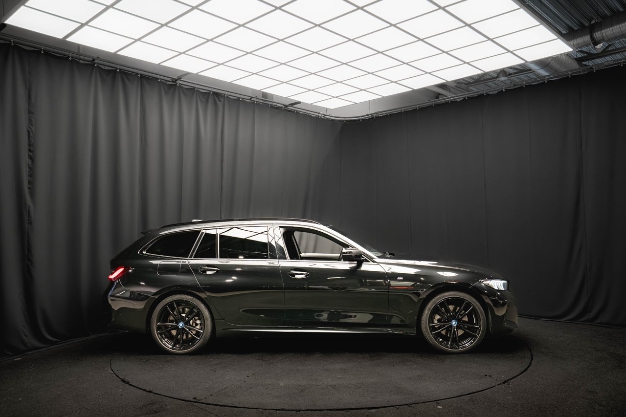 BMW 330 e xDrive M Sport BLACK DRAG 2024, bild 5/10