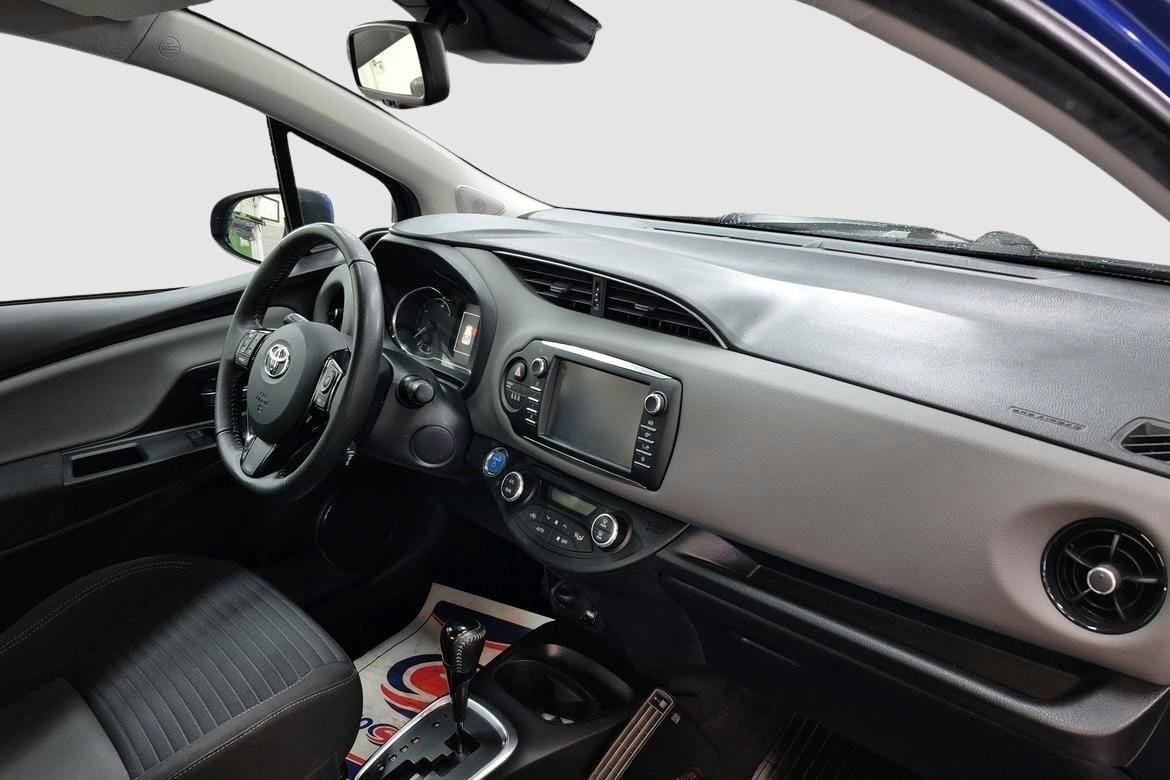 Toyota Yaris 2018, bild 6/10
