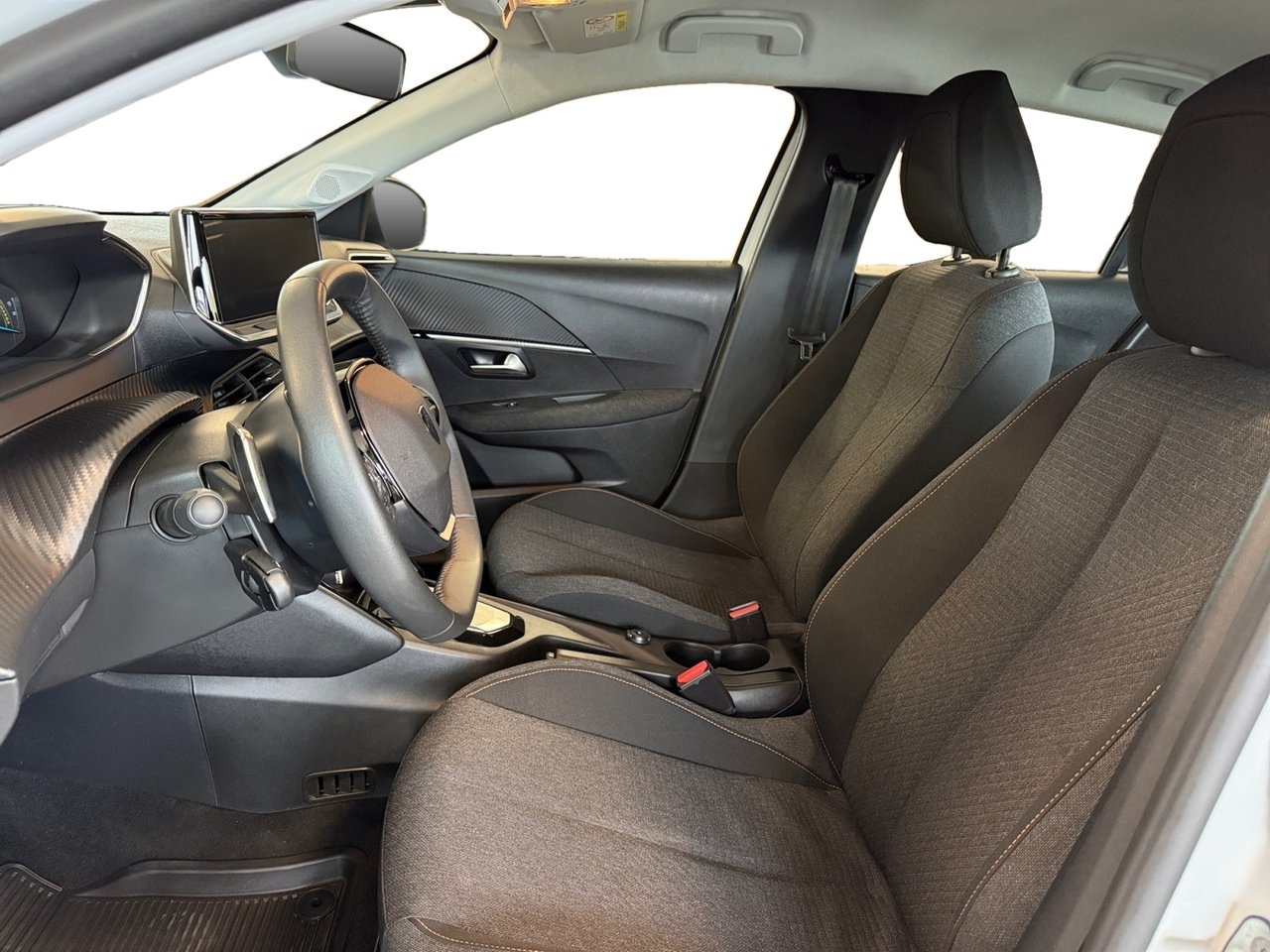 Peugeot 208 HYBRID 100hk 2025, bild 5/10