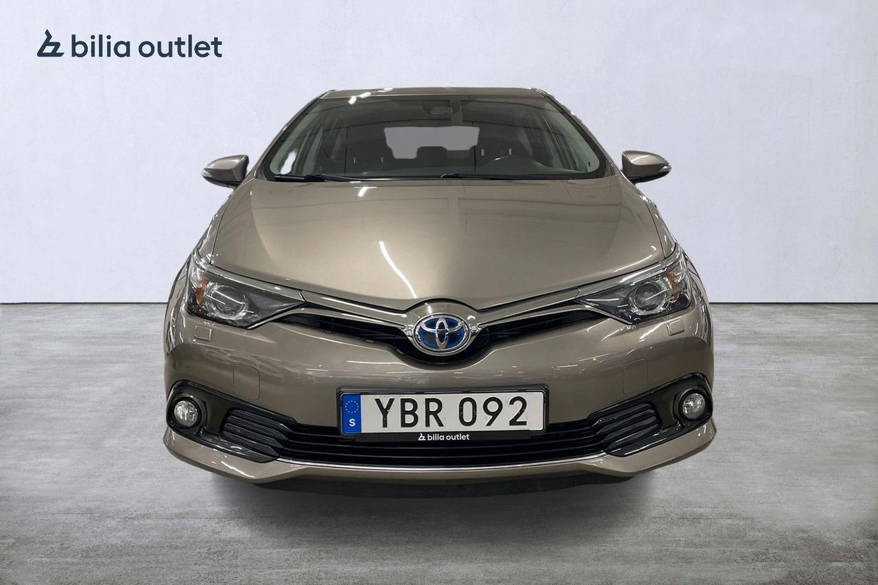 Toyota Auris Hybrid e-CVT Active Hybrid 2016, bild 3/10