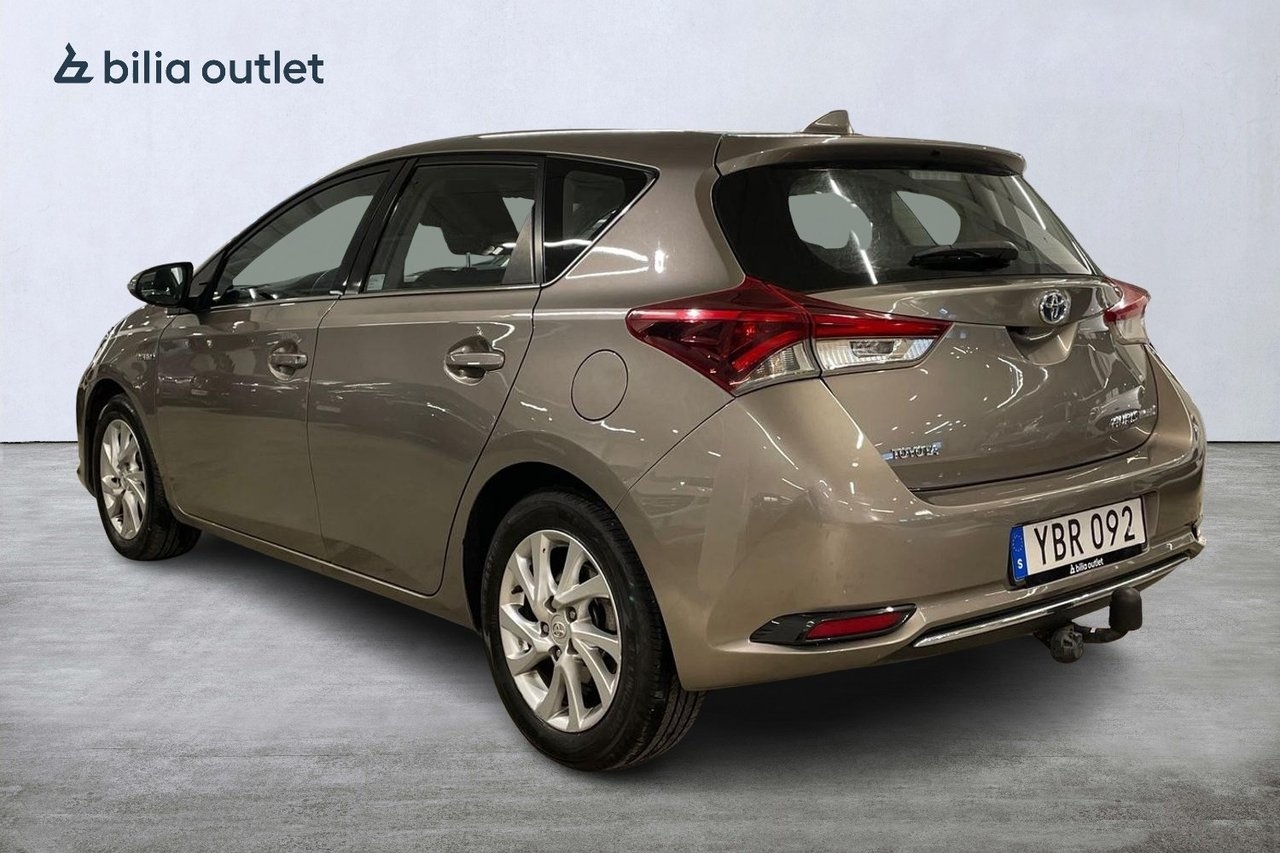 Toyota Auris Hybrid e-CVT Active Hybrid 2016, bild 5/10