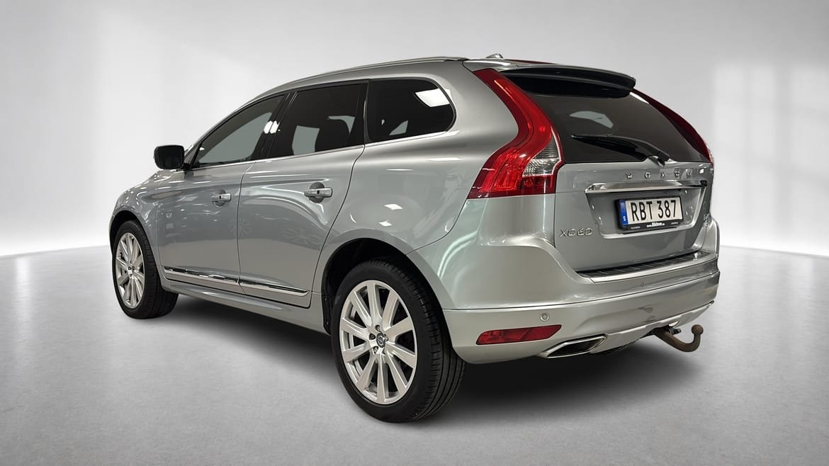 Volvo XC60 D4 AWD Summum BE PRO 2016, bild 2/10