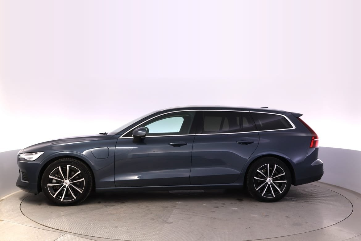 Volvo V60 T6 Plus Bright Edition 2025, bild 2/10