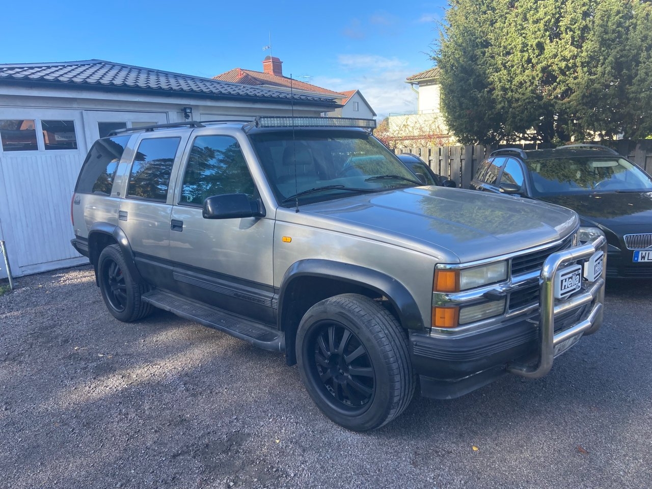 Chevrolet Tahoe 1999, kuva 3/10