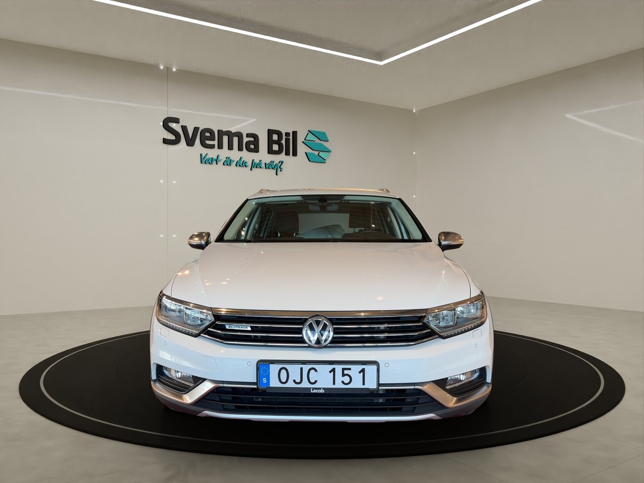 Volkswagen Passat Alltrack 2.0 TDI SCR 2017, photo 2/10