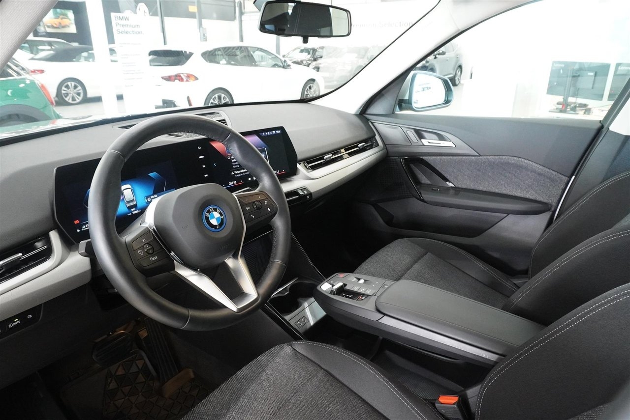 BMW X1 xDrive25e Active Edition 2026, bild 2/10