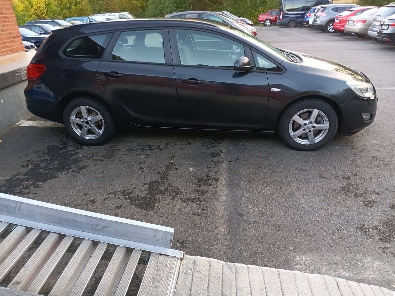 Opel Astra 2012, bild 4/10