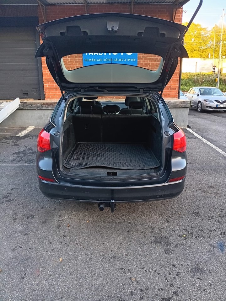 Opel Astra 2012, bild 6/10