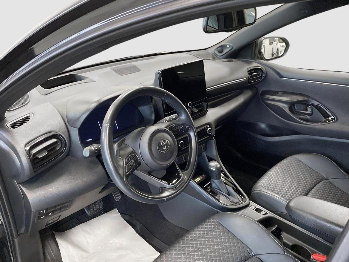 Toyota Yaris 2024, bild 7/10