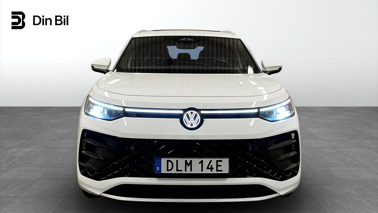 Volkswagen Tayron 2.0 TDI SCR R-Line 2026, photo 4/26