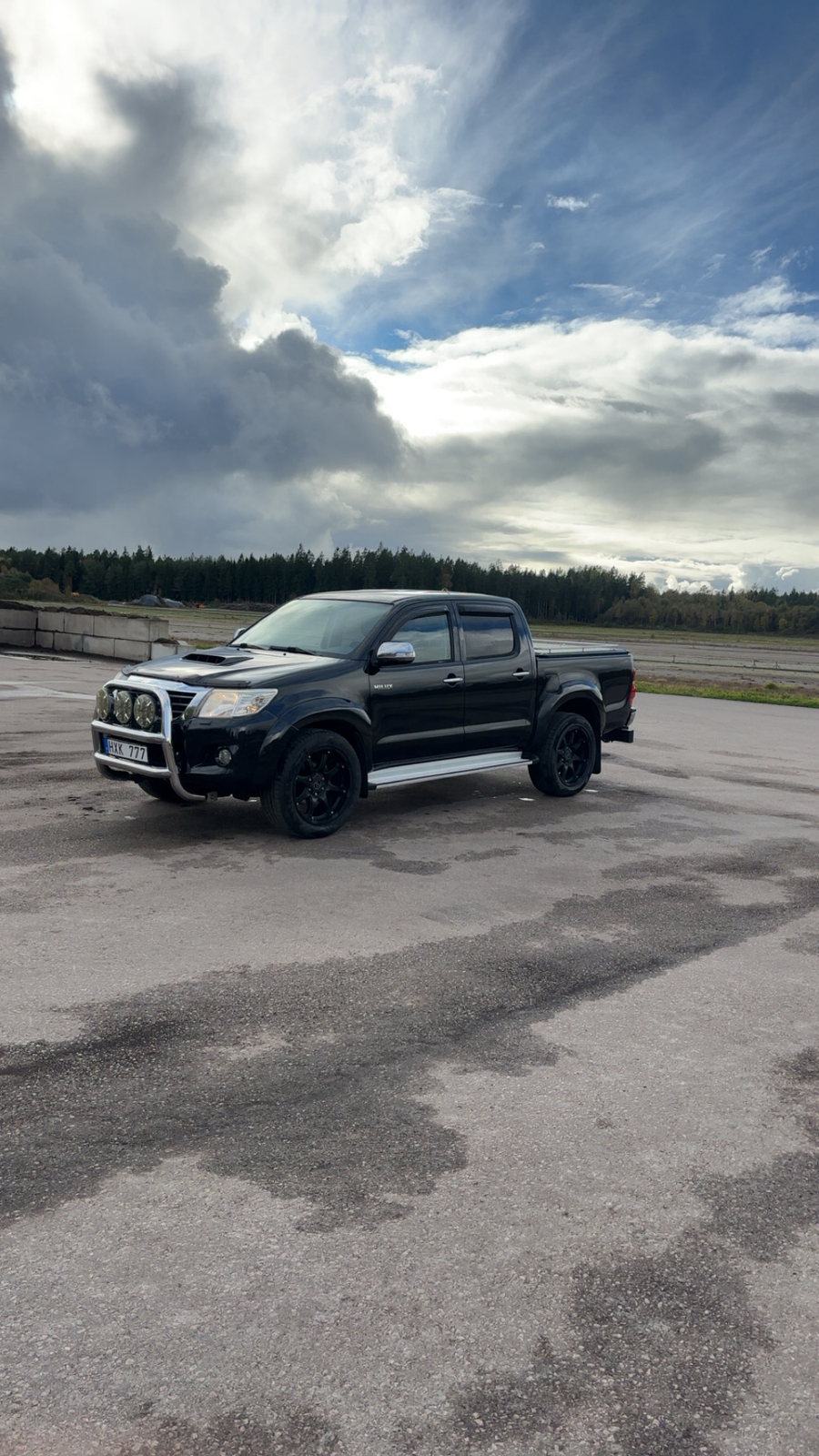 Toyota HiLux 2012, bild 6/8