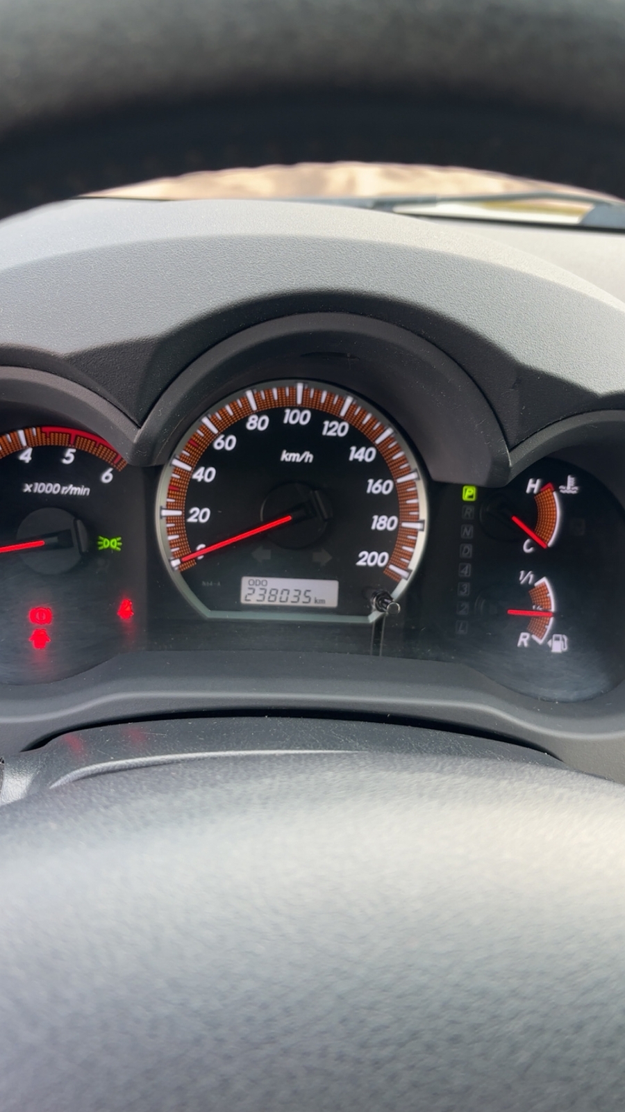 Toyota HiLux 2012, bild 3/8