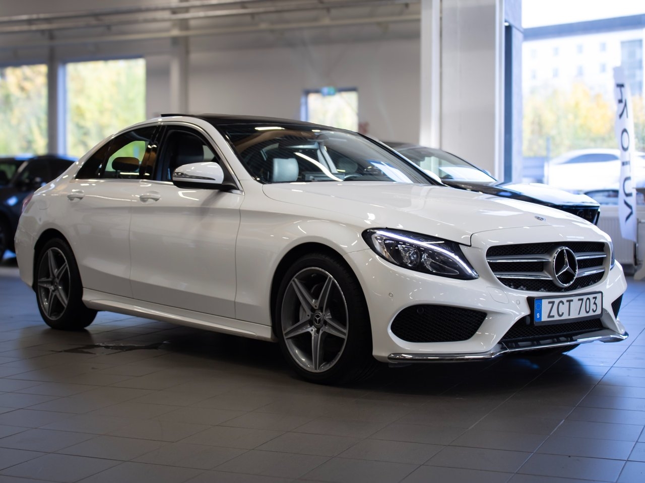 Mercedes-Benz C 2018, bild 2/10