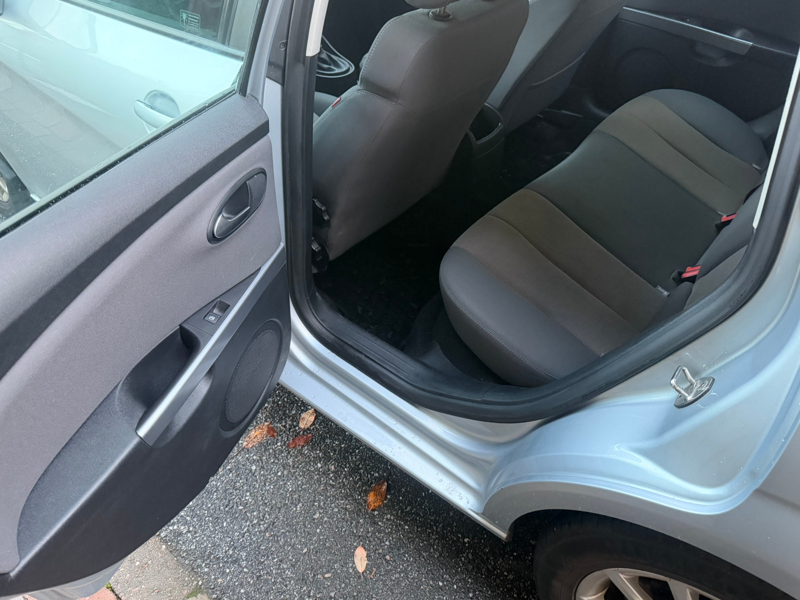 Seat Leon 1.8 TSI 2011, photo 9/10
