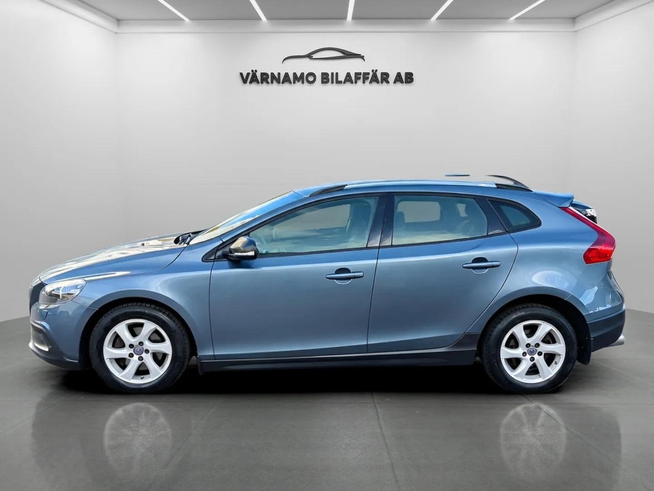 Volvo V40 Cross Country T4 Momentum 2014, bild 2/10
