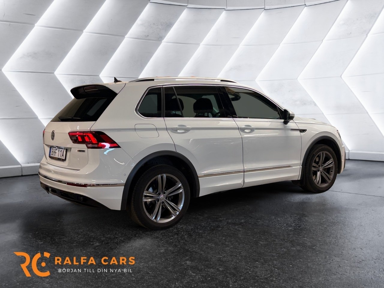 Volkswagen Tiguan 2020, bild 7/10