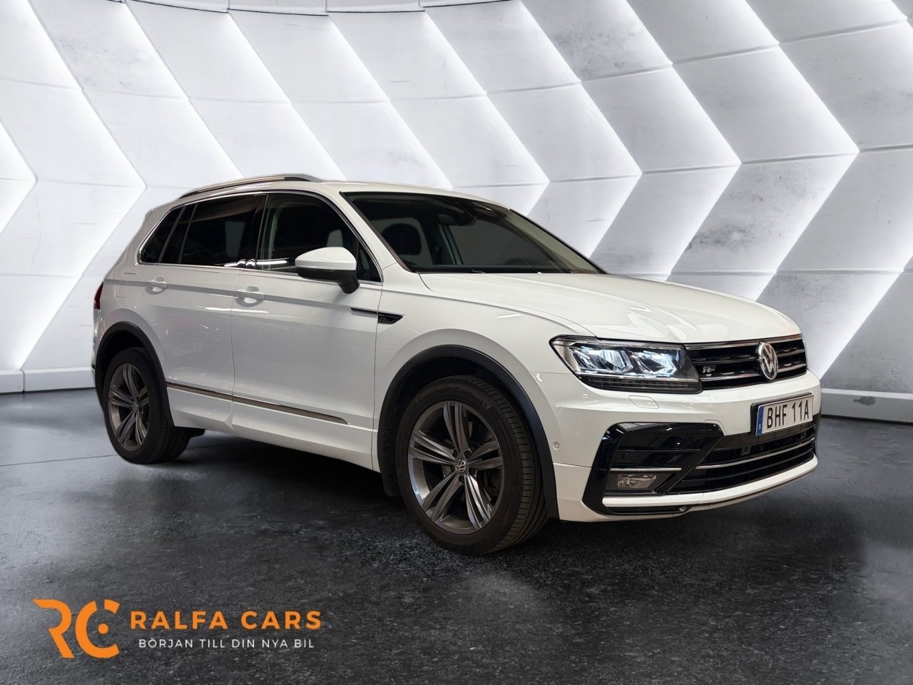 Volkswagen Tiguan 2020, bild 5/10