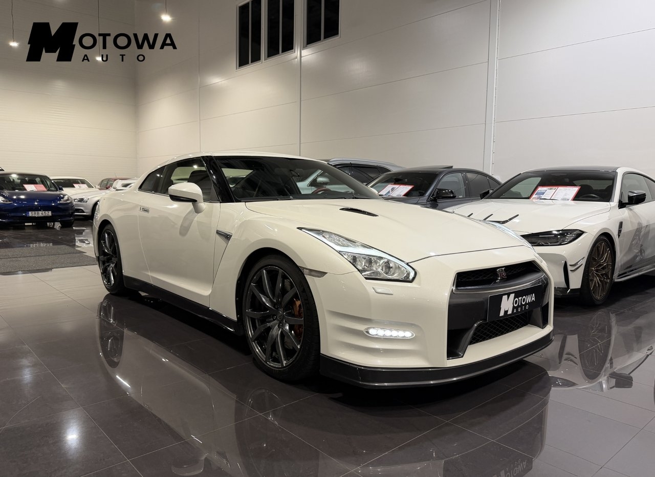 Nissan GT-R