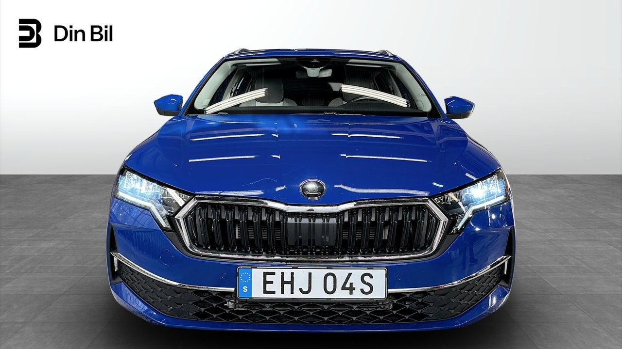 Skoda Octavia 1.5 TSI mHEV Selection 2025, bild 4/10
