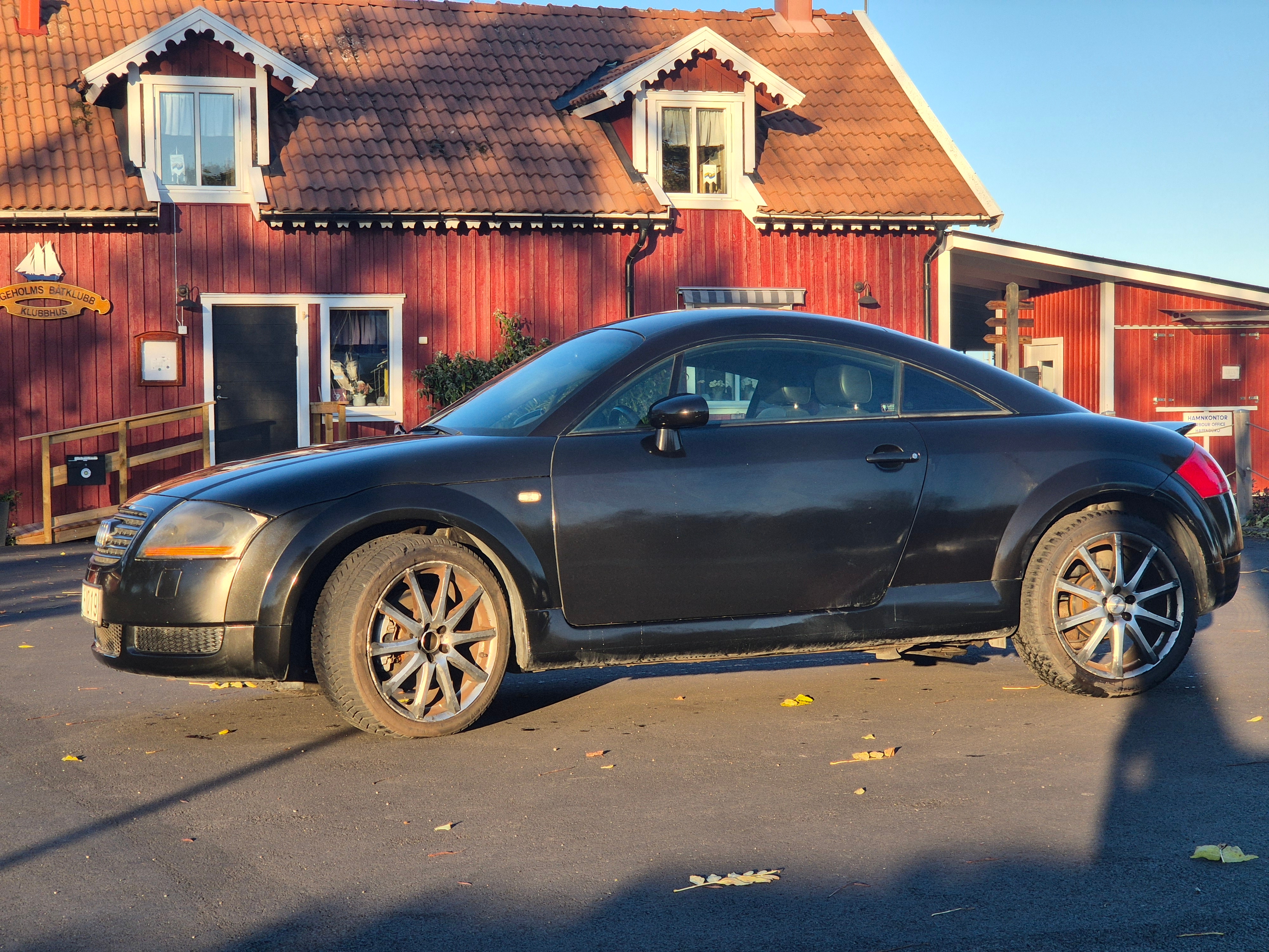 Audi TT Coupé 1.8 T Manuell 2001, bild 3/7
