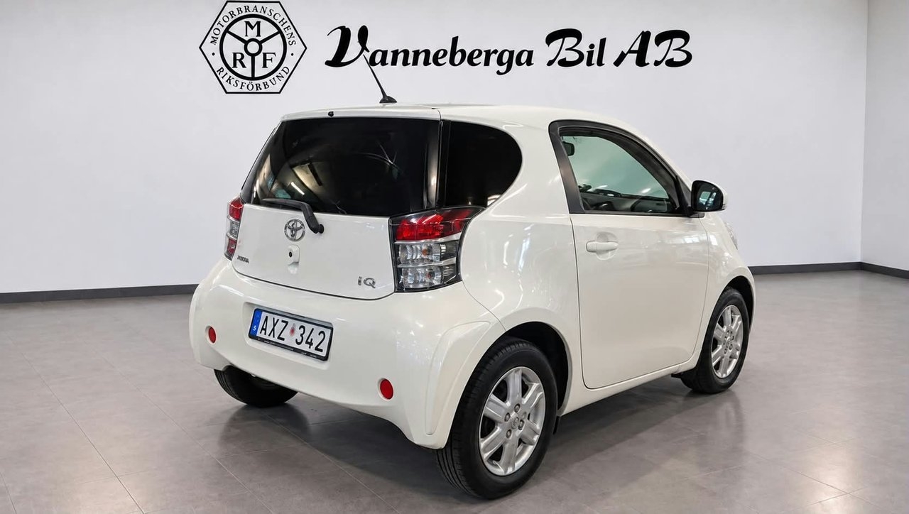 Toyota iQ 1.0 2009, kuva 3/6