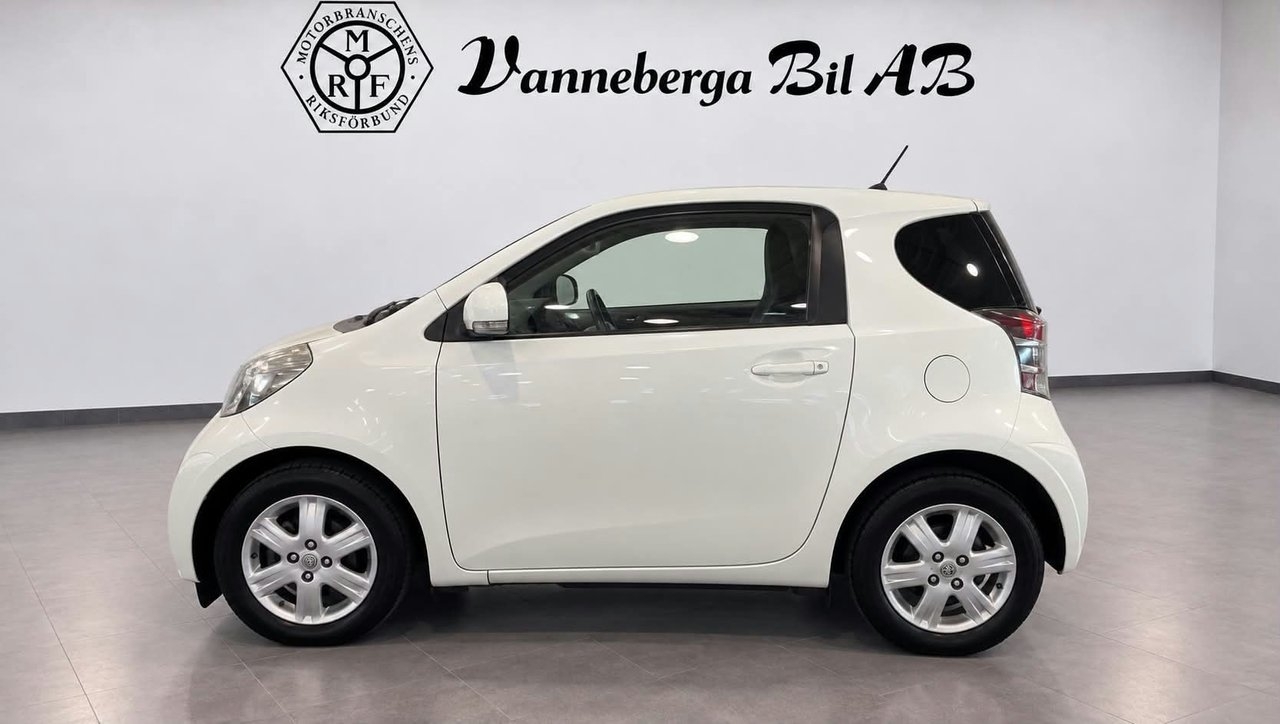 Toyota iQ 1.0 2009, kuva 2/6