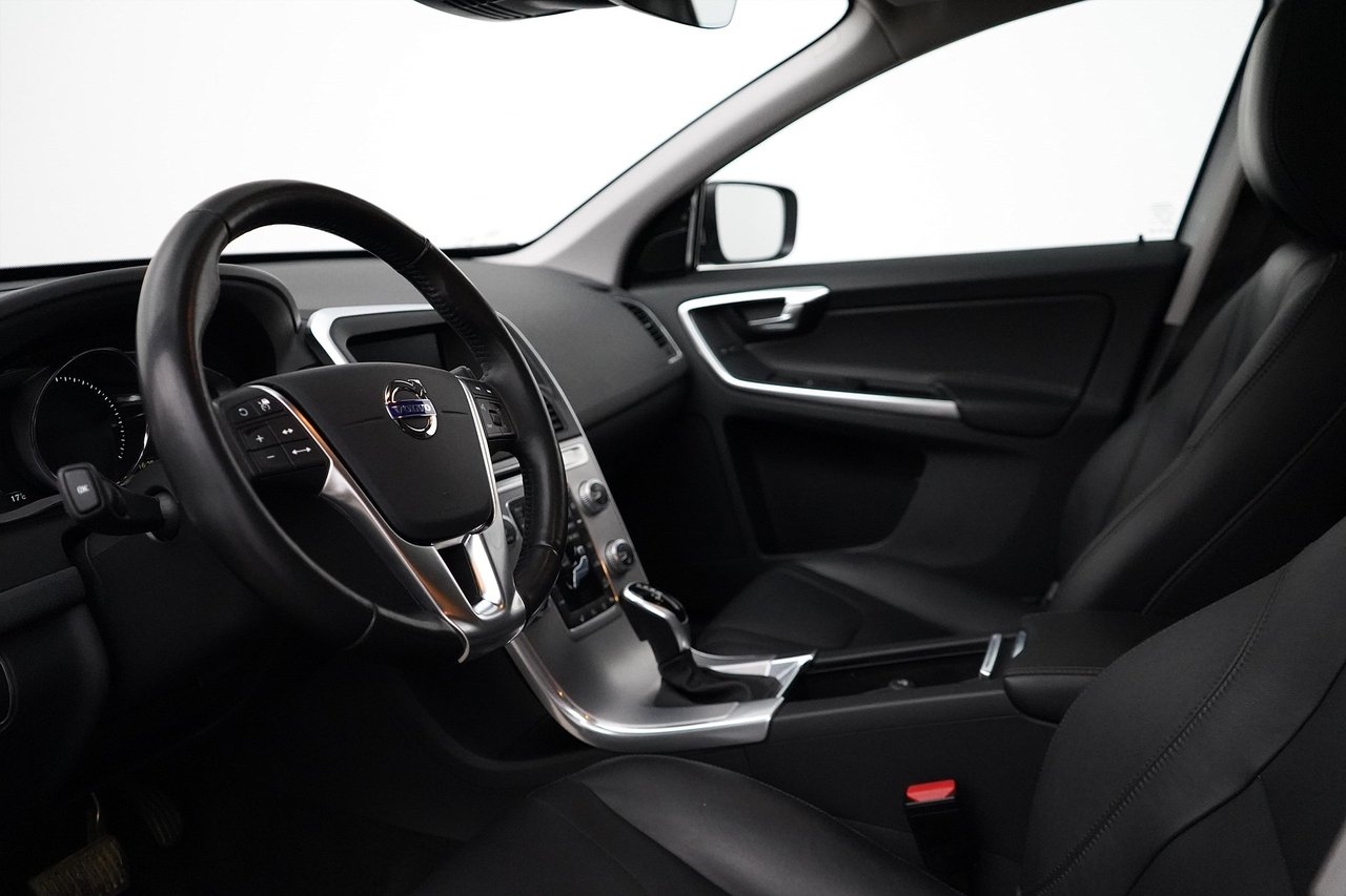 Volvo XC60 D4 Summum 2017, bild 6/10