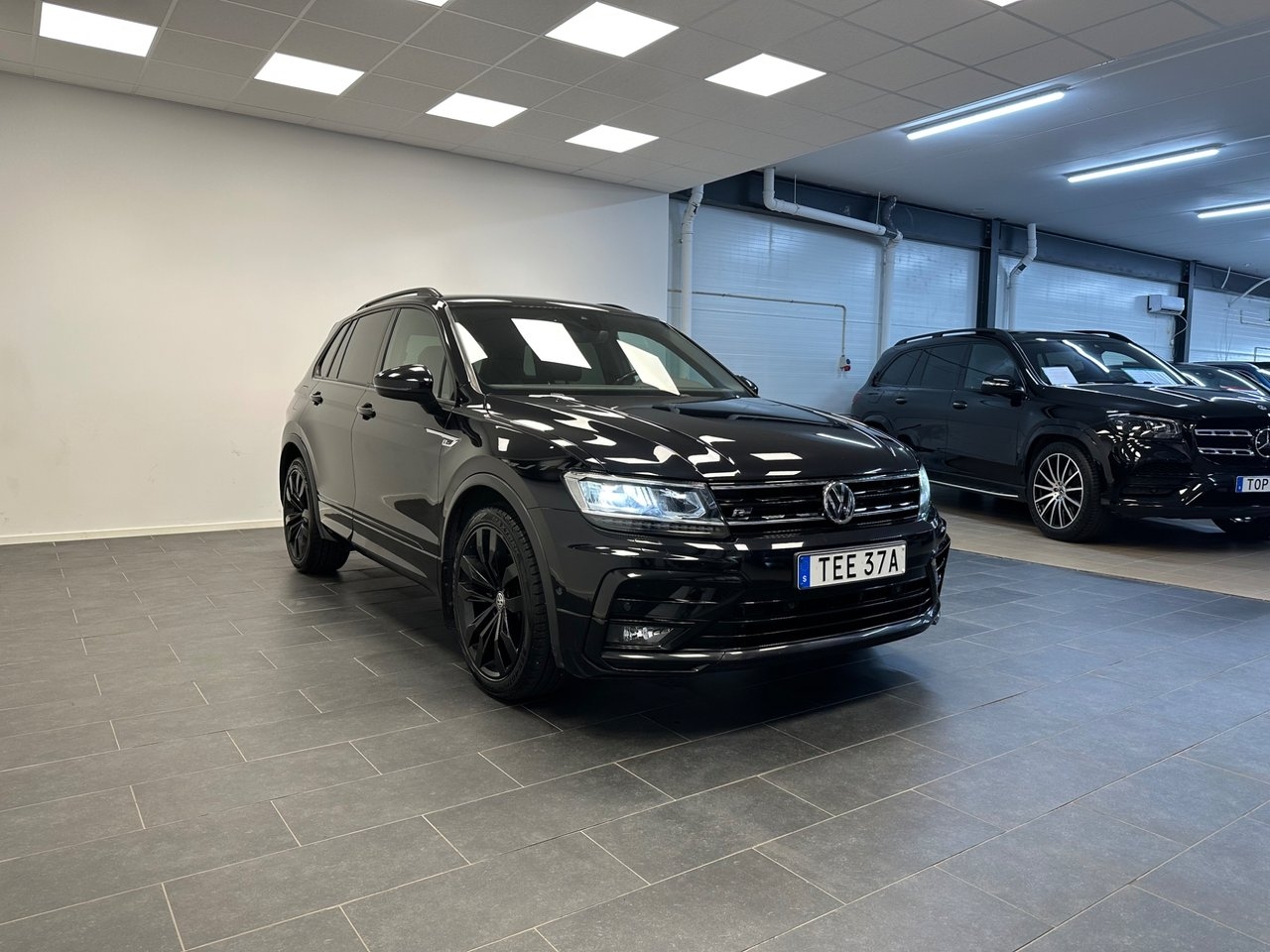 Volkswagen Tiguan 2.0 TSI R-Line 2020, bild 5/10