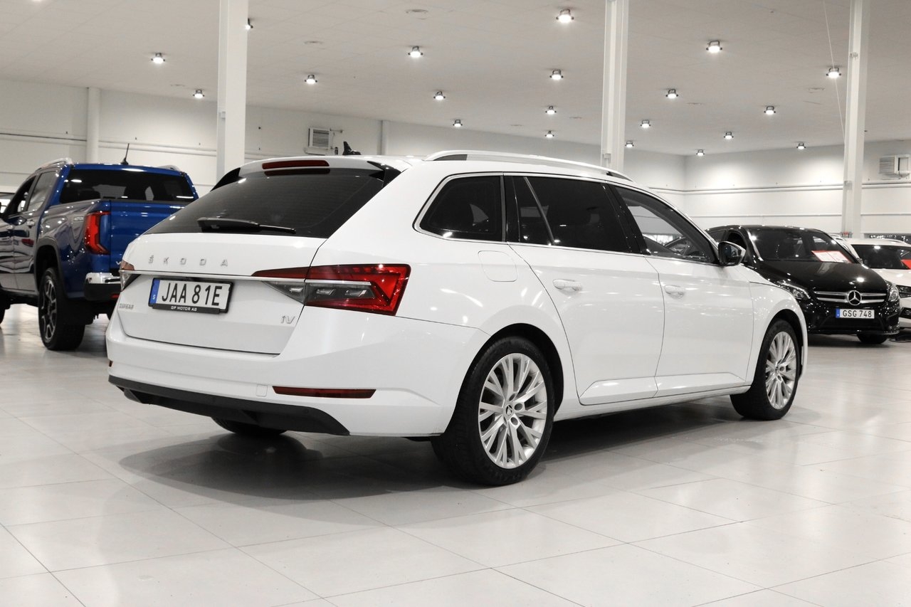 Skoda Superb 2023, bild 3/10