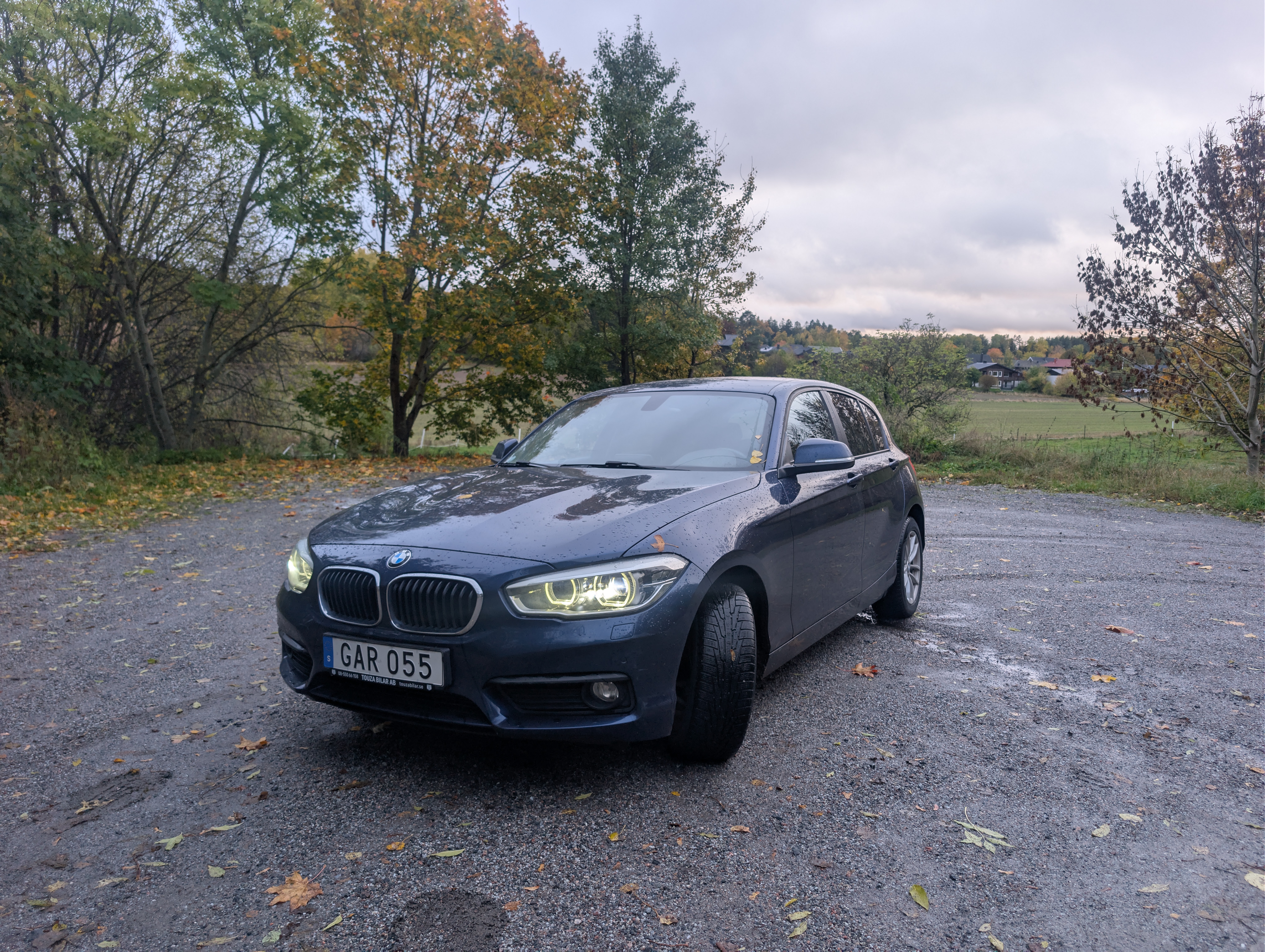 BMW 116d 2016, bild 2/6