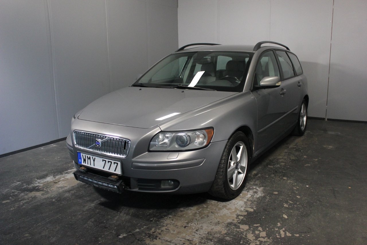Volvo V50 2.4i Momentum 2005, bild 2/10