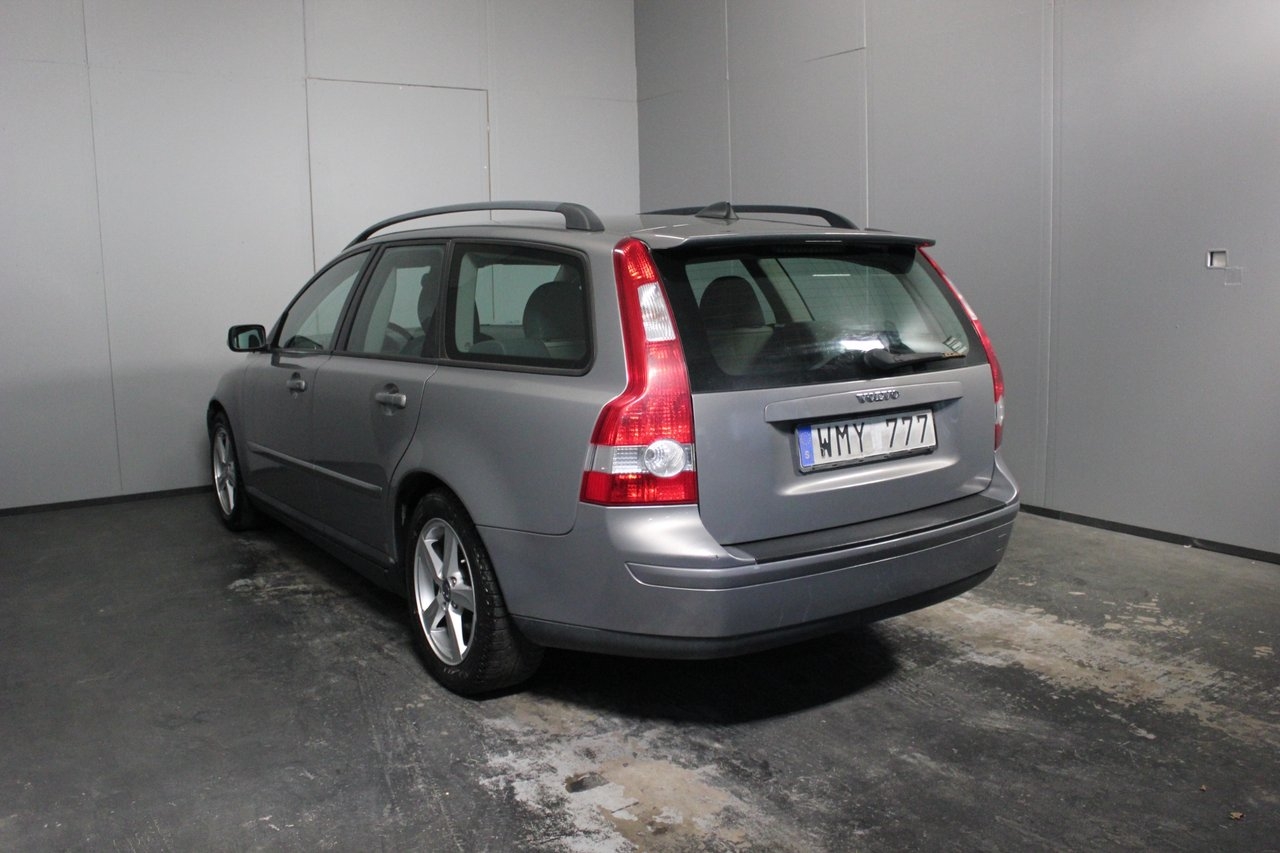 Volvo V50 2.4i Momentum 2005, bild 3/10